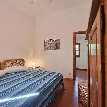 Paola Apartment *